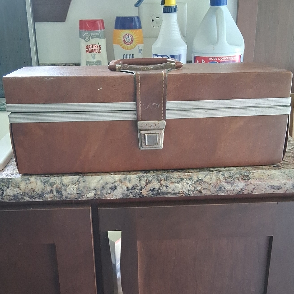 Vintage 8 Track case and 24 8-Tracks